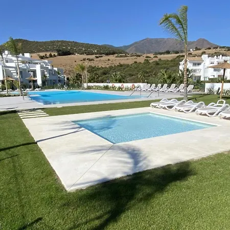 Al-1204 Ground Floor In Alcazaba Lagoon * Estepona