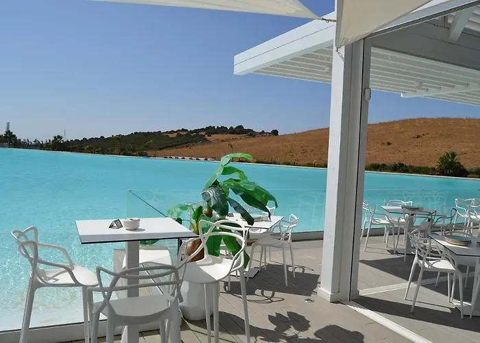 Al-1204 Ground Floor In Alcazaba Lagoon * Estepona